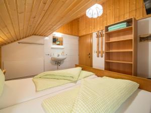 Posteľ alebo postele v izbe v ubytovaní Apartment Rosi