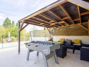 Φωτογραφία από το άλμπουμ του Maison en pierre avec piscine privée, idéal familles, proche Bastides du Périgord - FR-1-616-81 σε Rampieux