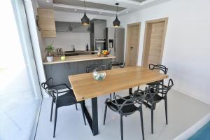 Fotografie z fotogalerie ubytování Family friendly house with a swimming pool Split - 15909 ve Splitu