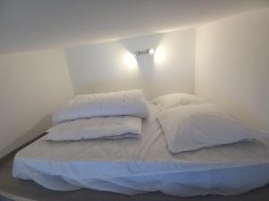 Posteľ alebo postele v izbe v ubytovaní L'Arche de Noé 217, Studio mezzanine vue imprenable