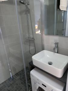 Kúpeľňa v ubytovaní L'Arche de Noé 217, Studio mezzanine vue imprenable