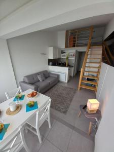 Kuchyňa alebo kuchynka v ubytovaní L'Arche de Noé 217, Studio mezzanine vue imprenable