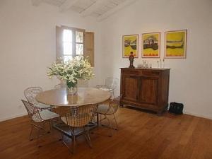 Zdjęcie z galerii obiektu LUXURY 270M² HOUSE OF CHARACTER IN OLD STONES WITH HEATED POOL, NEAR CALVI w mieście Calenzana