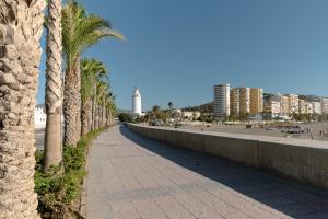 Zdjęcie z galerii obiektu Beach Studio Apartment Playa Malagueta w Maladze