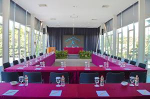 The business area and/or conference room at K Gallery Hotel