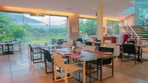 A seating area at K Gallery Hotel