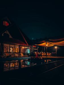 Φωτογραφία από το άλμπουμ του Pensiunea EDEN σε Crisan +23 φωτογραφίες