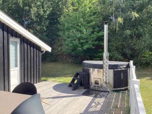 Večerní zábavní program pro hosty v ubytování Holiday home Ebeltoft CCII