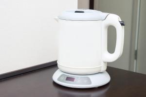 Příslušenství pro přípravu čaje a kávy v ubytování Hearton Hotel Higashi-Shinagawa