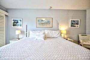Katil atau katil-katil dalam bilik di Surfside 12 Unit B1 +29 gambar