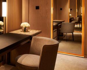 Ein Sitzbereich in der Unterkunft Park Hyatt Jakarta