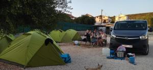 Galeriebild der Unterkunft Camping Sukošan Beach in Sukošan