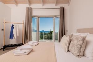 Fotografie z fotogalerie ubytování Villa di Pietra v destinaci Lithakia + 48 fotografií
