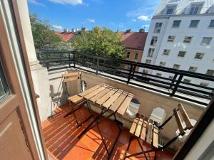 A balcony or terrace at Hotel Brauhof Wien