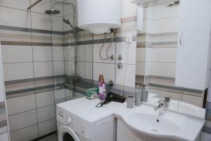 I&T apartman的一间浴室