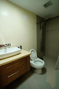 Imagen de la galería de Depar de lujo duplex familiar con Jaccuzi, en Cuenca