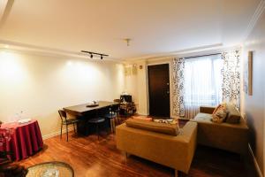 Imagen de la galería de Depar de lujo duplex familiar con Jaccuzi, en Cuenca