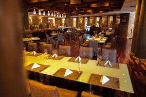 Restoranas ar kita vieta pavalgyti apgyvendinimo įstaigoje Rosa Bela Hotel & Convention Center