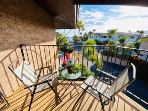 Balkón nebo terasa v ubytování Best Deal and Epic Location 2bd 2BA Ocean View