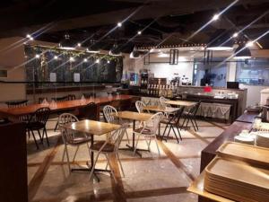 Εστιατόριο ή άλλο μέρος για φαγητό στο HOTEL RELIEF Namba Daikokuchou - Vacation STAY 33927v