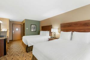 Postel nebo postele na pokoji v ubytování Best Western Plus Columbia River Inn