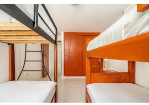 Postel nebo postele na pokoji v ubytování Apartamento karey 506 + 20 fotografií