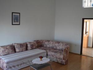 Część wypoczynkowa w obiekcie Apartments with parking spaces Pinezici, Krk - 15269