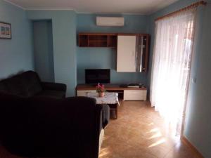 Posezení v ubytování Apartments with parking spaces Flengi, Porec - 15395