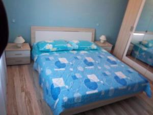 Postel nebo postele na pokoji v ubytování Apartments with parking spaces Flengi, Porec - 15395