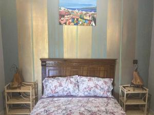 Uma cama ou camas num quarto em TanjaLucia Hostel