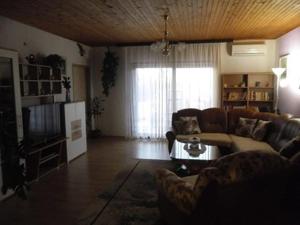 Χώρος καθιστικού στο Apartments and rooms by the sea Brodarica, Sibenik - 15466