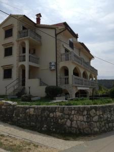 Fotografie z fotogalerie ubytování Apartments with a parking space Supetarska Draga - Donja, Rab - 15602 v Rabu