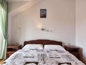 Postel nebo postele na pokoji v ubytování Apartments by the sea Srima - Vodice, Vodice - 15621