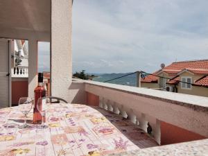 Balkón nebo terasa v ubytování Apartments by the sea Srima - Vodice, Vodice - 15621