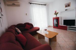 Fotografie z fotogalerie ubytování Apartments with a parking space Vodice - 15734 v destinaci Vodice