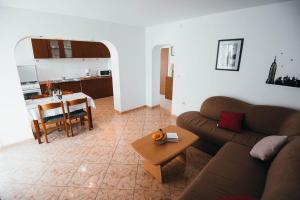 Fotografie z fotogalerie ubytování Apartments with a parking space Vodice - 15734 v destinaci Vodice