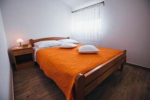 Fotografie z fotogalerie ubytování Apartments with a parking space Vodice - 15734 v destinaci Vodice
