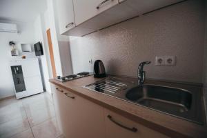 Fotografie z fotogalerie ubytování Apartments with a parking space Vodice - 15734 v destinaci Vodice