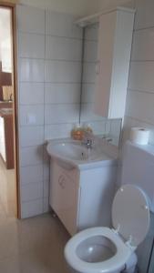 Fotografia z galérie ubytovania Apartments with WiFi Podstrana, Split - 15970 v destinácii Podstrana