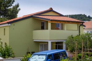 Budova, v ktorej sa apartmán nachádza