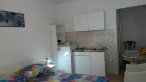 Fotografia z galérie ubytovania Studio Tucepi 16037d v Tučepi