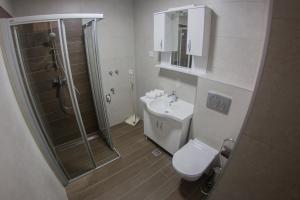 Fotografie z fotogalerie ubytování Apartments by the sea Gradac, Makarska - 16039 v Gradaci