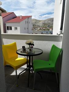 Fotografie z fotogalerie ubytování Apartments by the sea Pag - 16100 v destinaci Pag