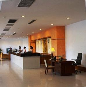Gallery image of J Town Serviced Apartments & Hotel in Si Racha
