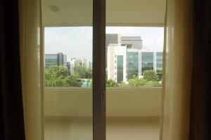 Gambar di galeri bagi Hotel Sakura by Maps di Gurgaon