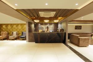 Ruang duduk di Hotel Sakura by Maps