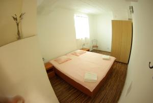 Fotografia z galérie ubytovania Apartments with a parking space Primosten - 15883 v Primošten