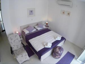 Posteľ alebo postele v izbe v ubytovaní Apartments with a parking space Njivice, Krk - 16244 + 16 fotografií