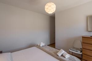 Fotografie z fotogalerie ubytování Spacious apartment with three double bedrooms v destinaci Stari Grad