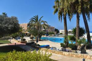 Bazén v ubytování Timeless Cyprus nebo v jeho okolí